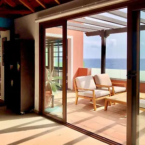 https://nice-penthouse-with-sea-views-in-santa-cruz-de-la-palma.in-canary-islands.com